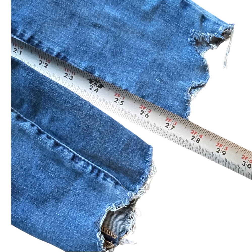 EUC BlankNYC Skinny Classique Jeans 27 Distressed Wash Raw Hem 27x27 - Picture 8 of 9